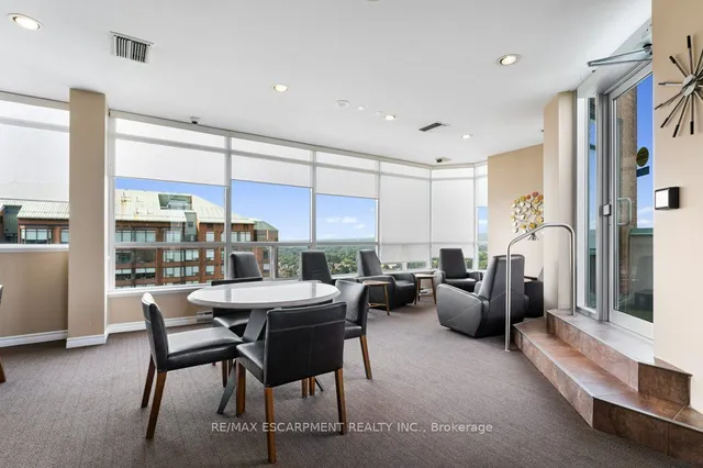 Additional property image - 1276 Maple Crossing Blvd Unit 310