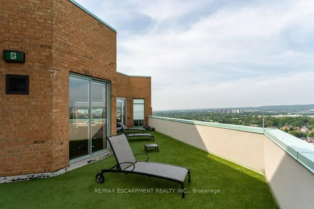 Additional property image - 1276 Maple Crossing Blvd Unit 310