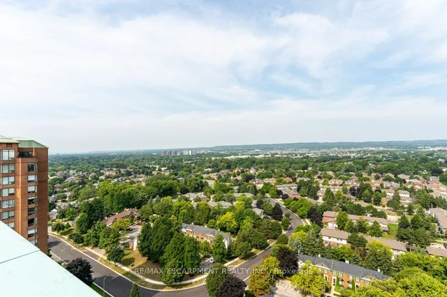 Additional property image - 1276 Maple Crossing Blvd Unit 310