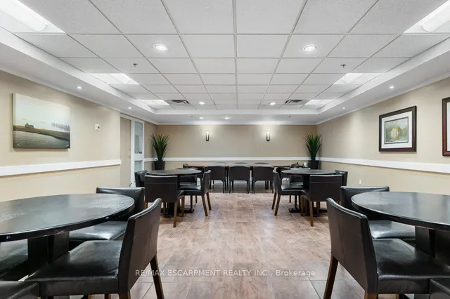 Additional property image - 1276 Maple Crossing Blvd Unit 310