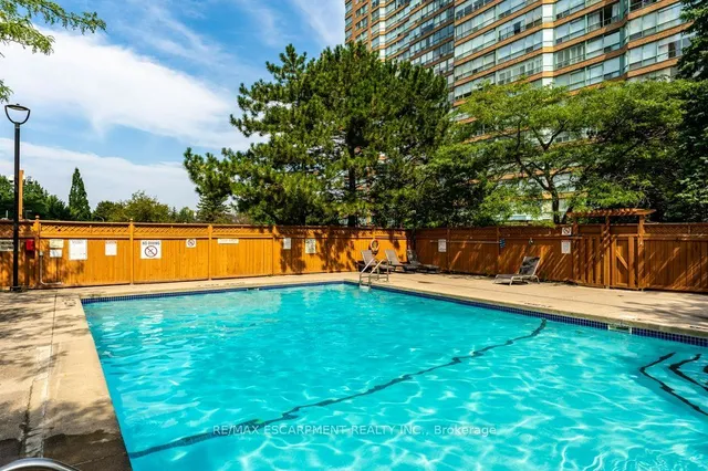 Additional property image - 1276 Maple Crossing Blvd Unit 310