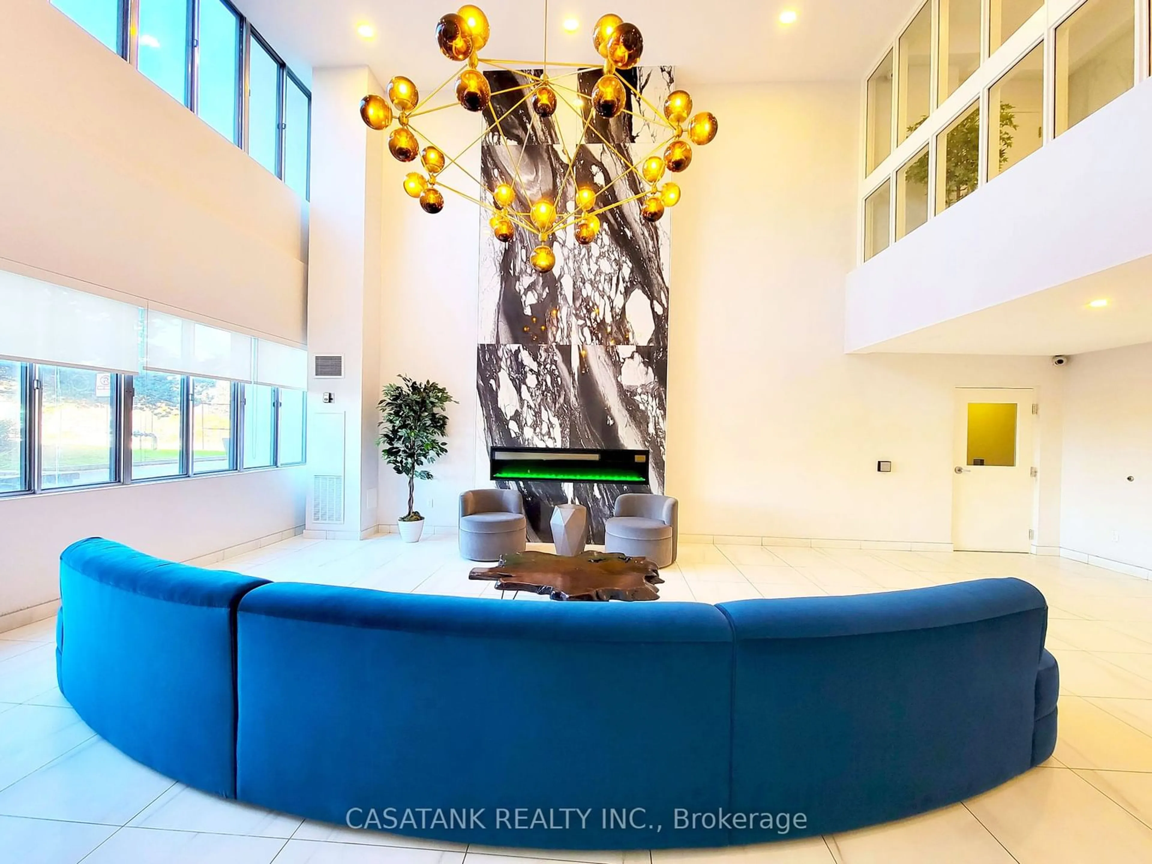 Indoor lobby for 1580 Mississauga Valley Blvd #103, Mississauga Ontario L5A 3T8