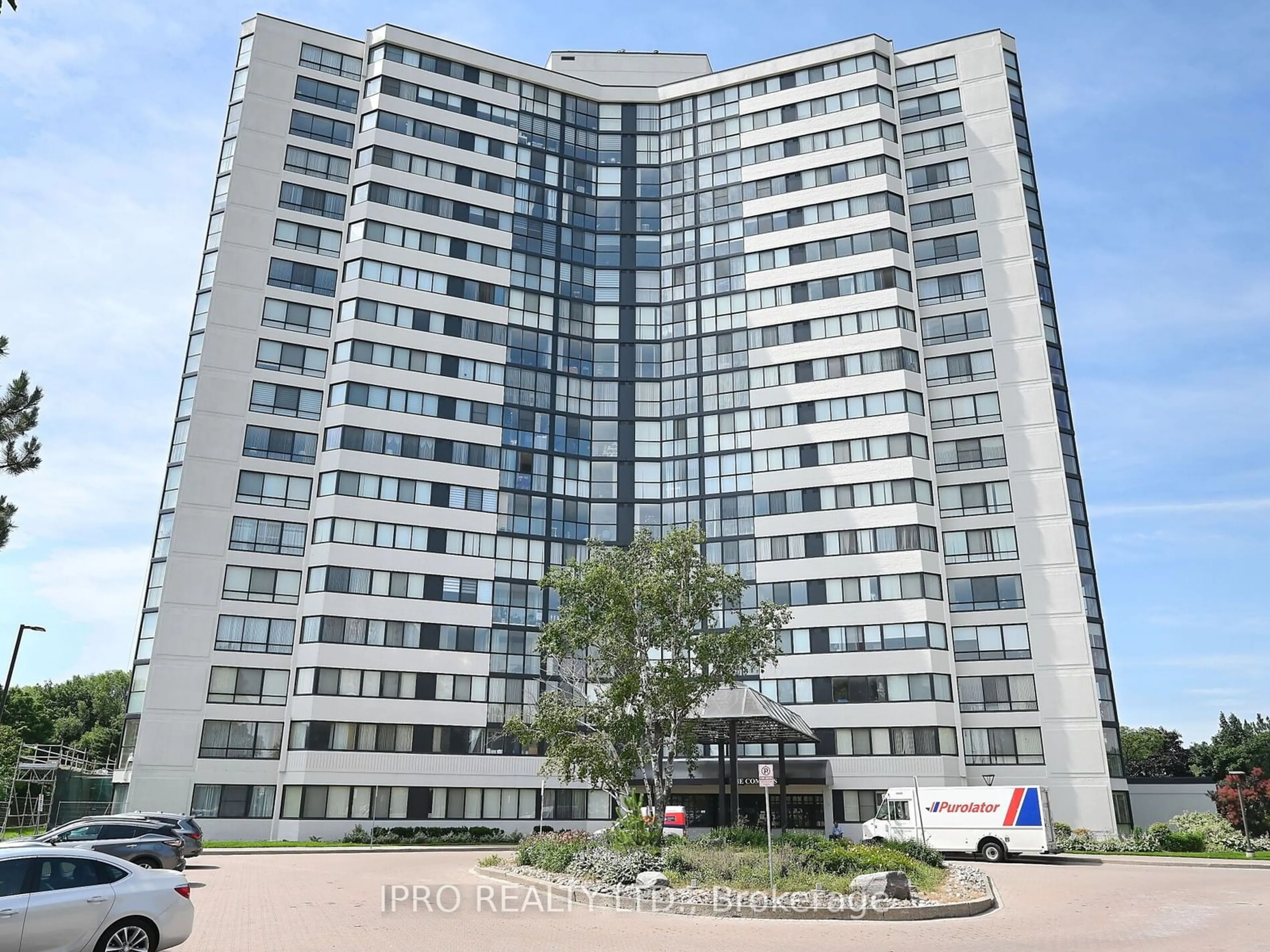 Outside view for 1360 Rathburn Rd #1507, Mississauga Ontario L4W 4H4