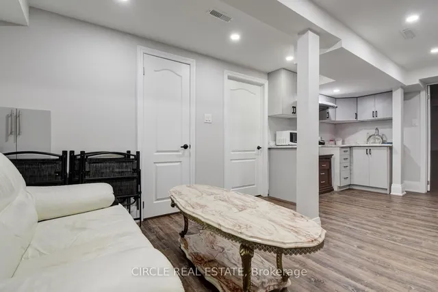 Additional property image - 900 Central Park Dr Unit 30