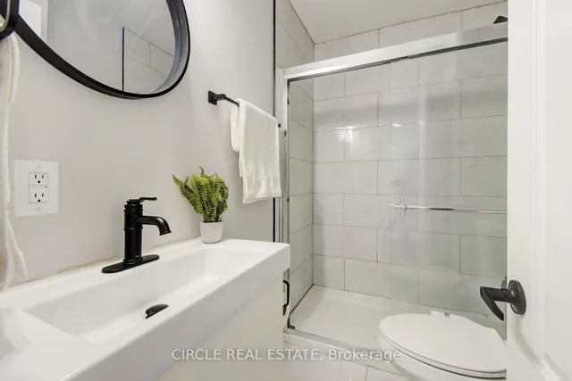 Additional property image - 900 Central Park Dr Unit 30
