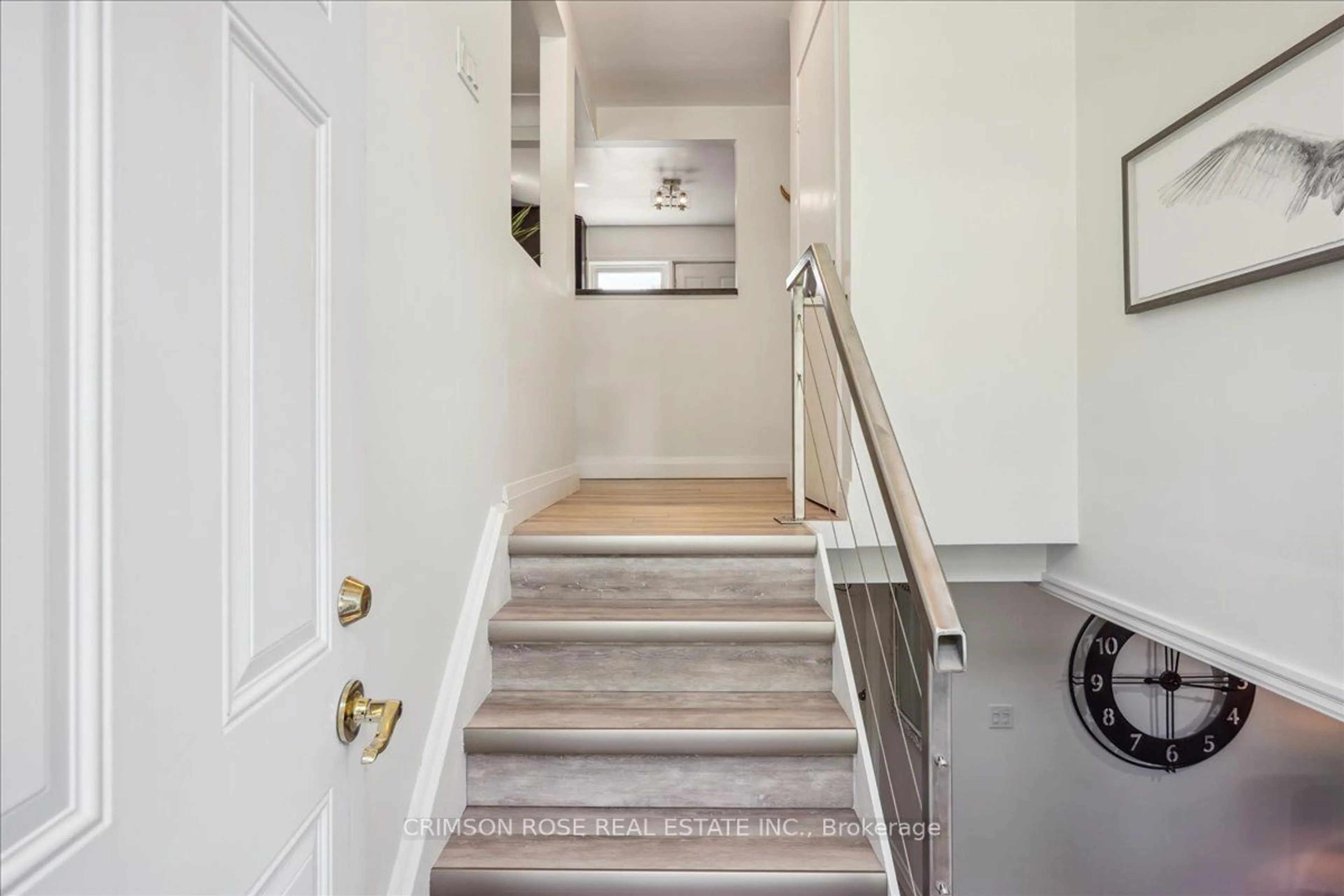 Stairs for 5436 Spruce Ave, Burlington Ontario L7L 1N9