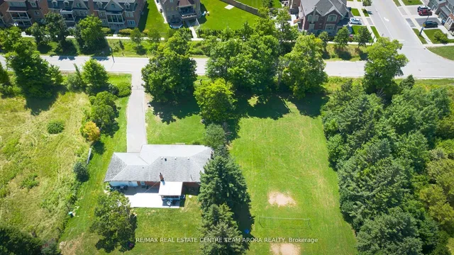 Additional property image - 9461 Creditview Rd