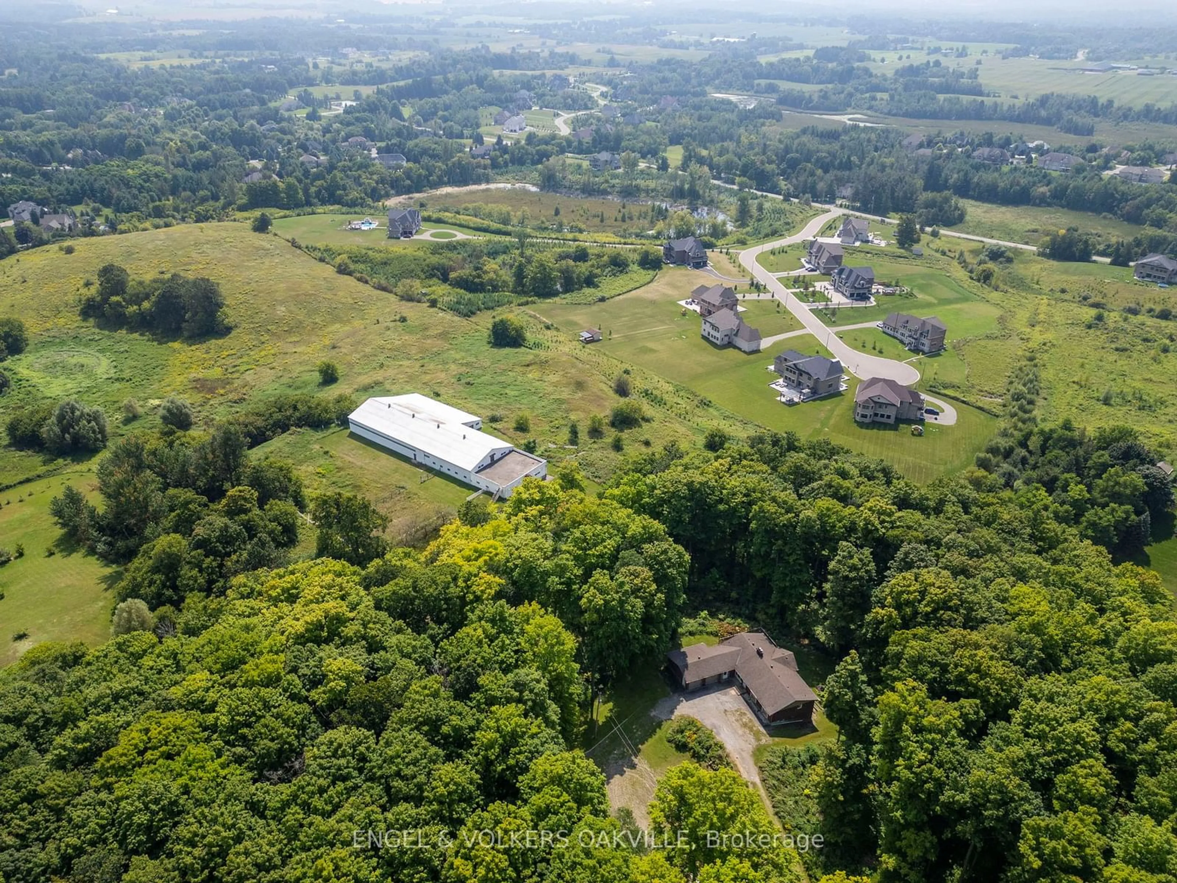 Outside view for 10177 Old Church Rd, Caledon Ontario L7E 0R2