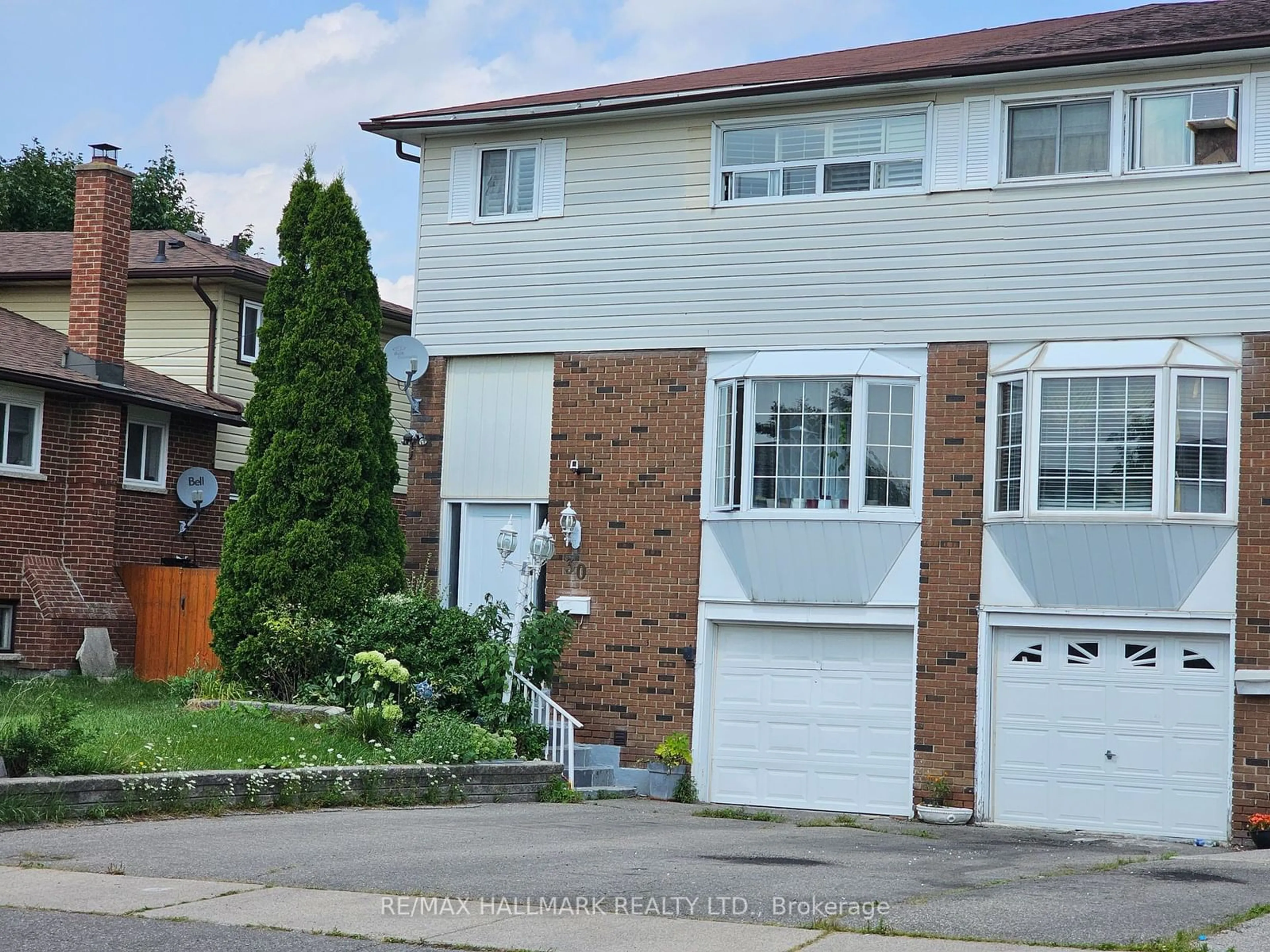 Frontside or backside of a home, the street view for 30 Merton Rd, Brampton Ontario L6V 2V6