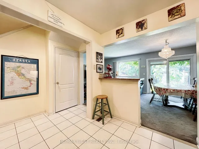 Additional property image - 1249 Quest Circ