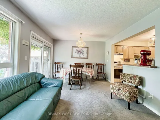 Additional property image - 1249 Quest Circ