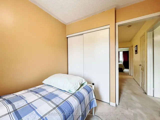 Additional property image - 1249 Quest Circ