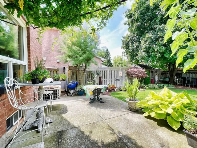 Additional property image - 1249 Quest Circ