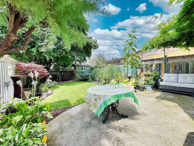 Additional property image - 1249 Quest Circ