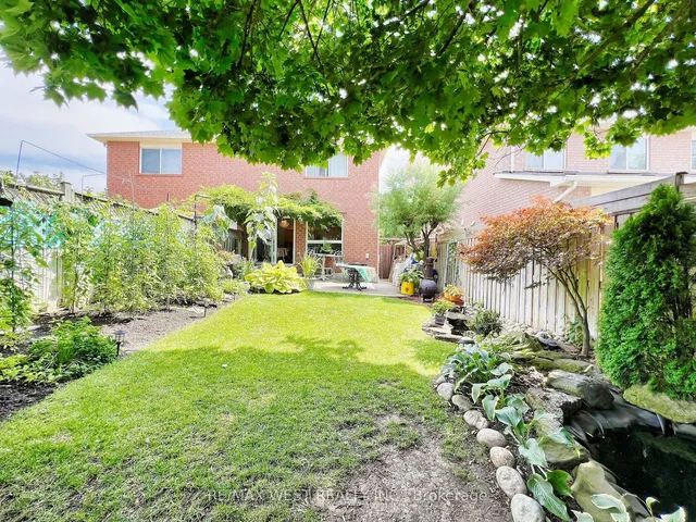 Additional property image - 1249 Quest Circ