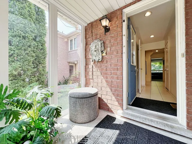 Additional property image - 1249 Quest Circ