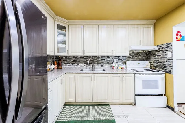 Additional property image - 3555 Derry Rd Unit 104