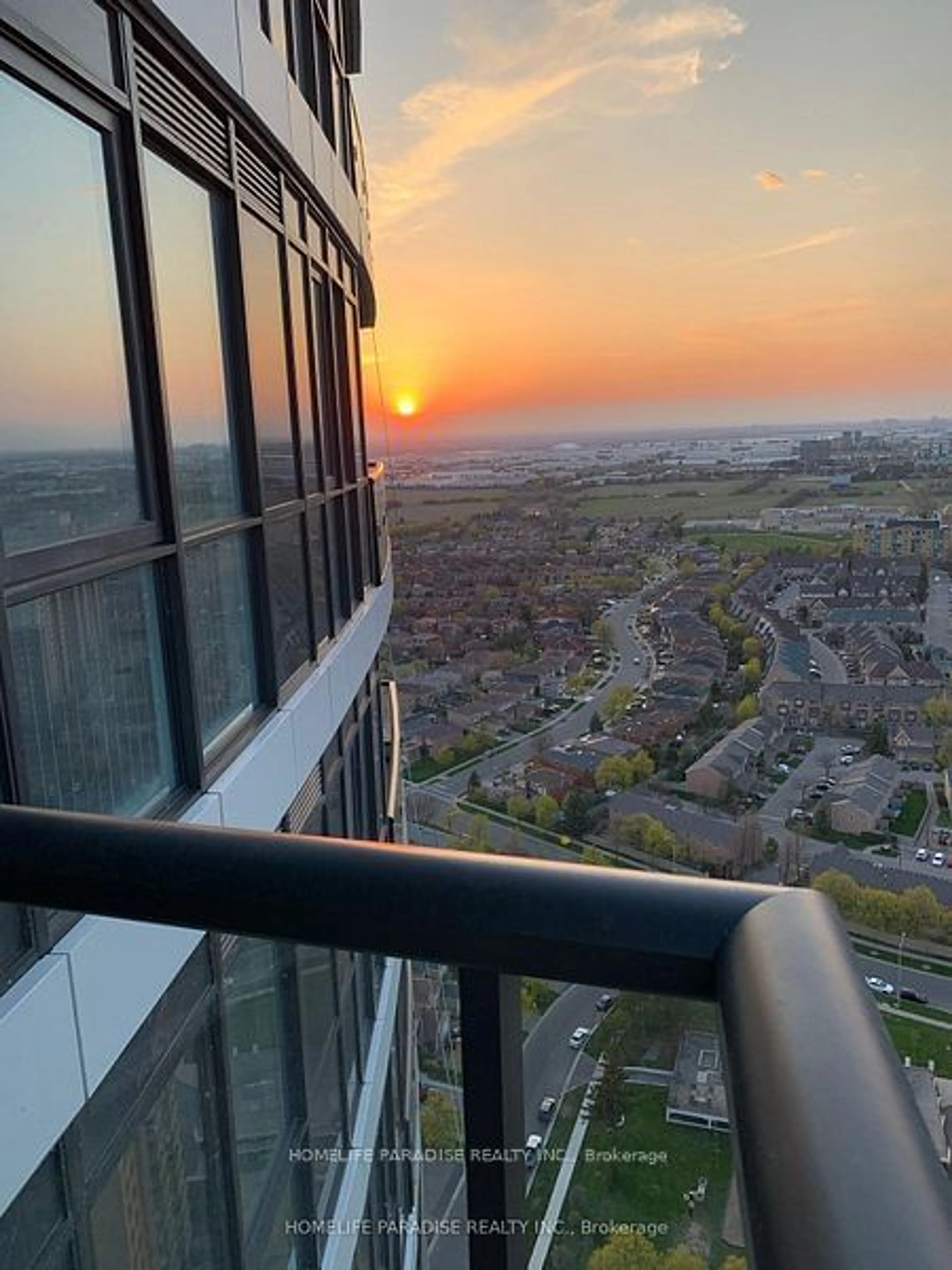 Balcony in the apartment for 35 Watergarden Dr #3019, Mississauga Ontario L5R 0G8