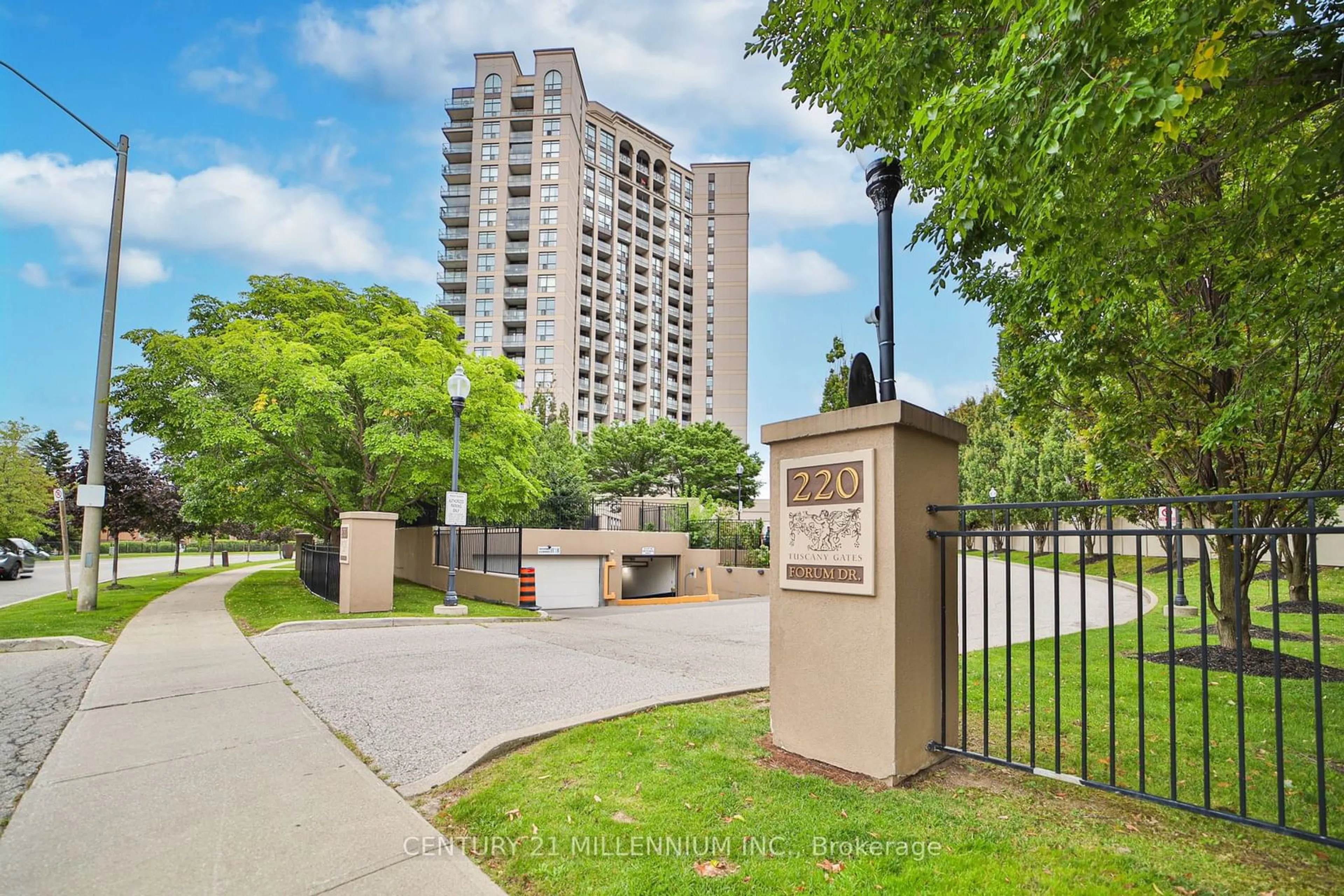 A pic from exterior of the house or condo for 220 Forum Dr #909, Mississauga Ontario L4Z 4K1