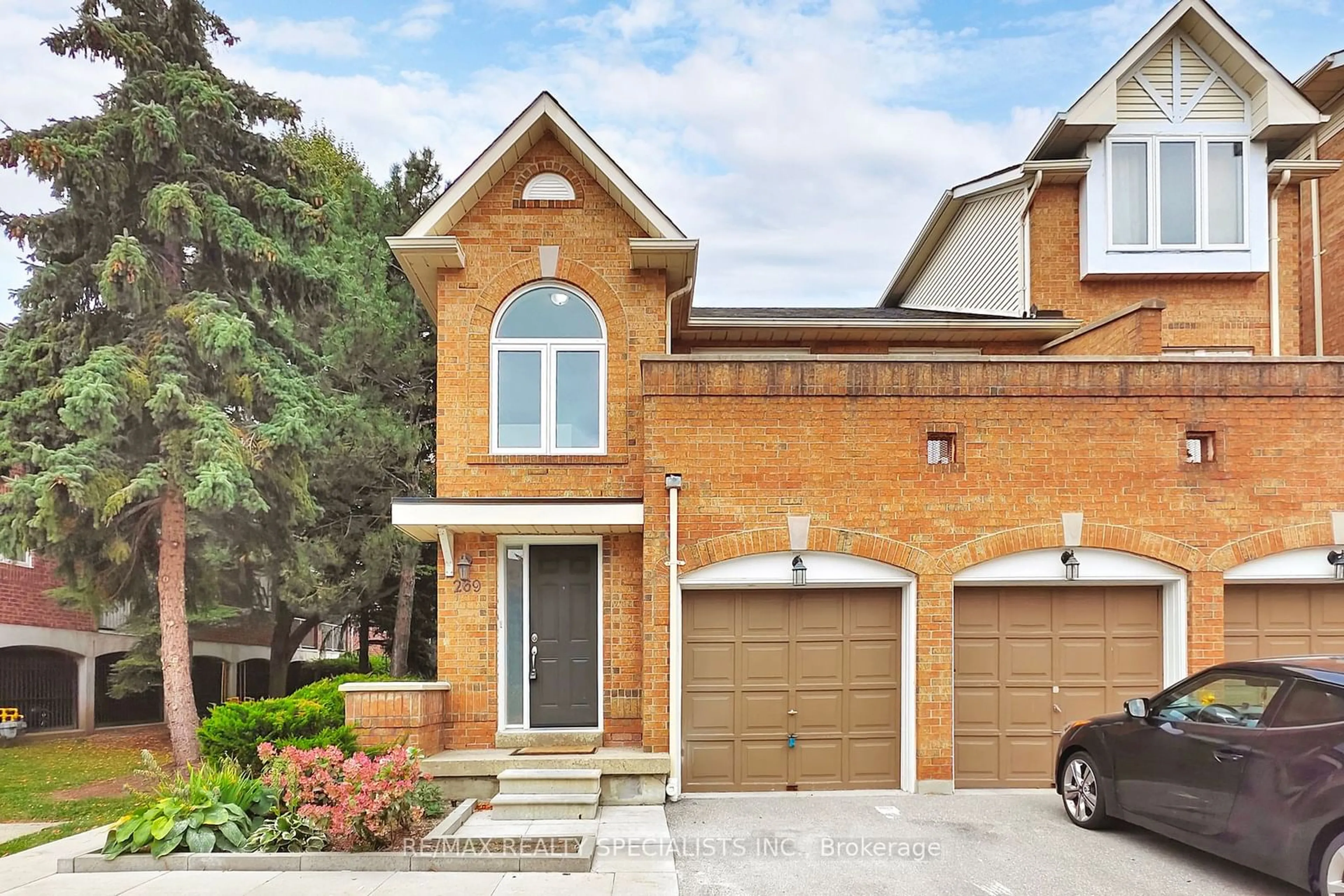 Home with brick exterior material for 60 Barondale Dr #269, Mississauga Ontario L4Z 3N8