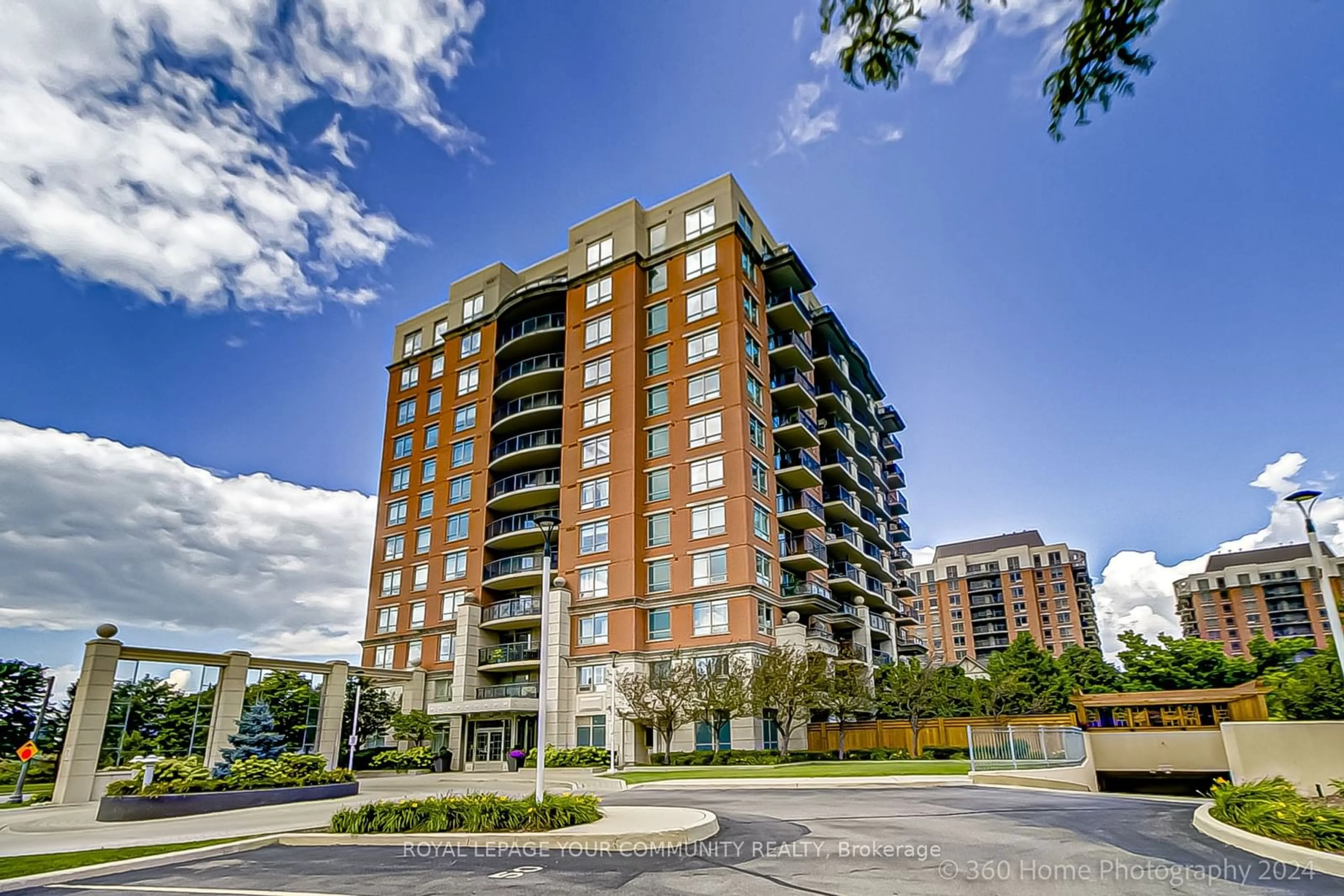 A pic from exterior of the house or condo for 2365 Central Park Dr #405, Oakville Ontario L6H 0C7