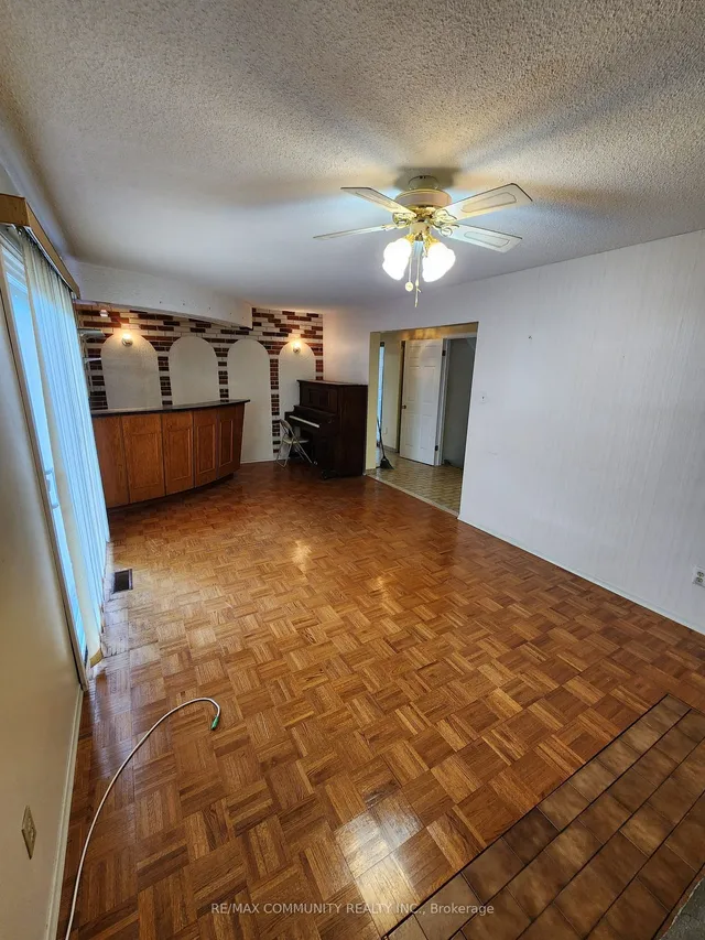 Additional property image - 15 Maitland St