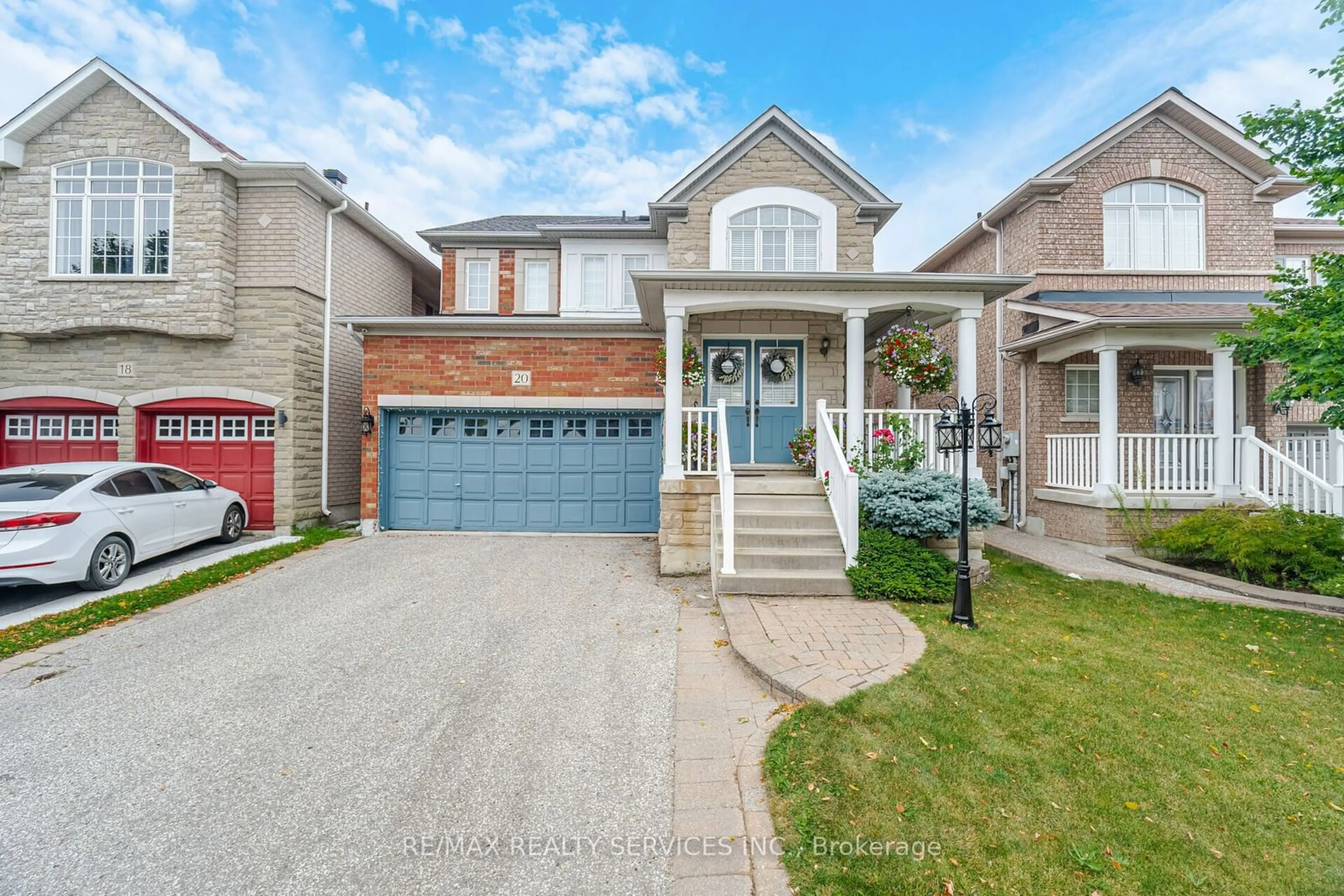 Frontside or backside of a home for 20 Amboise Cres, Brampton Ontario L7A 2R2