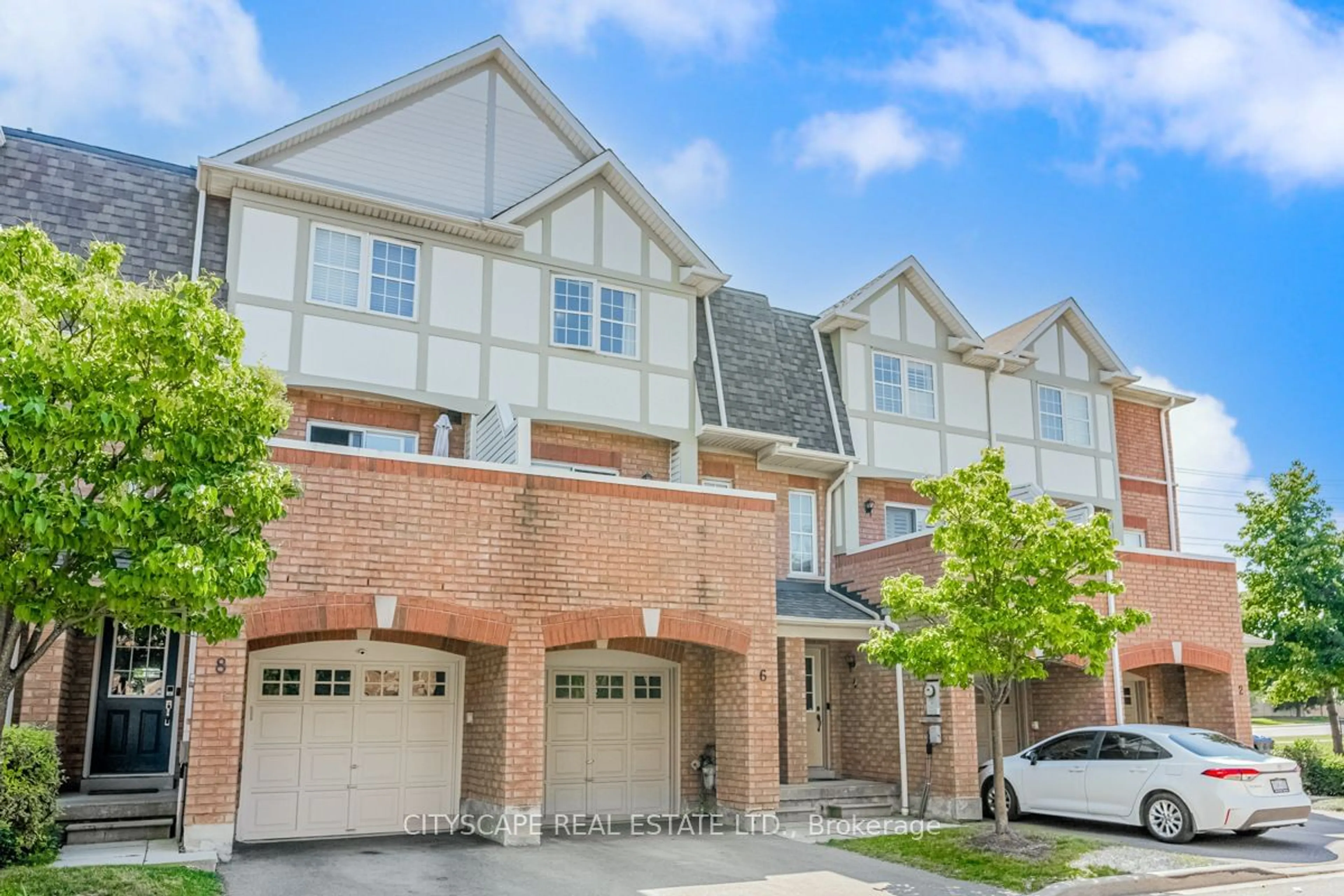 A pic from exterior of the house or condo for 3045 Breakwater Crt #6, Mississauga Ontario L5B 0A2