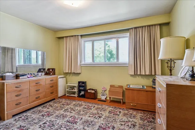 Additional property image - 33 Warnica Ave