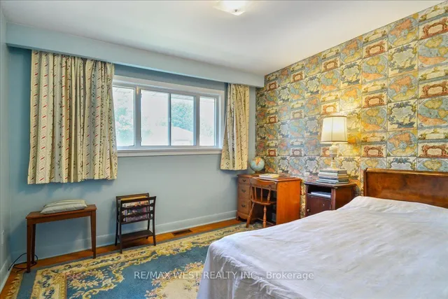 Additional property image - 33 Warnica Ave
