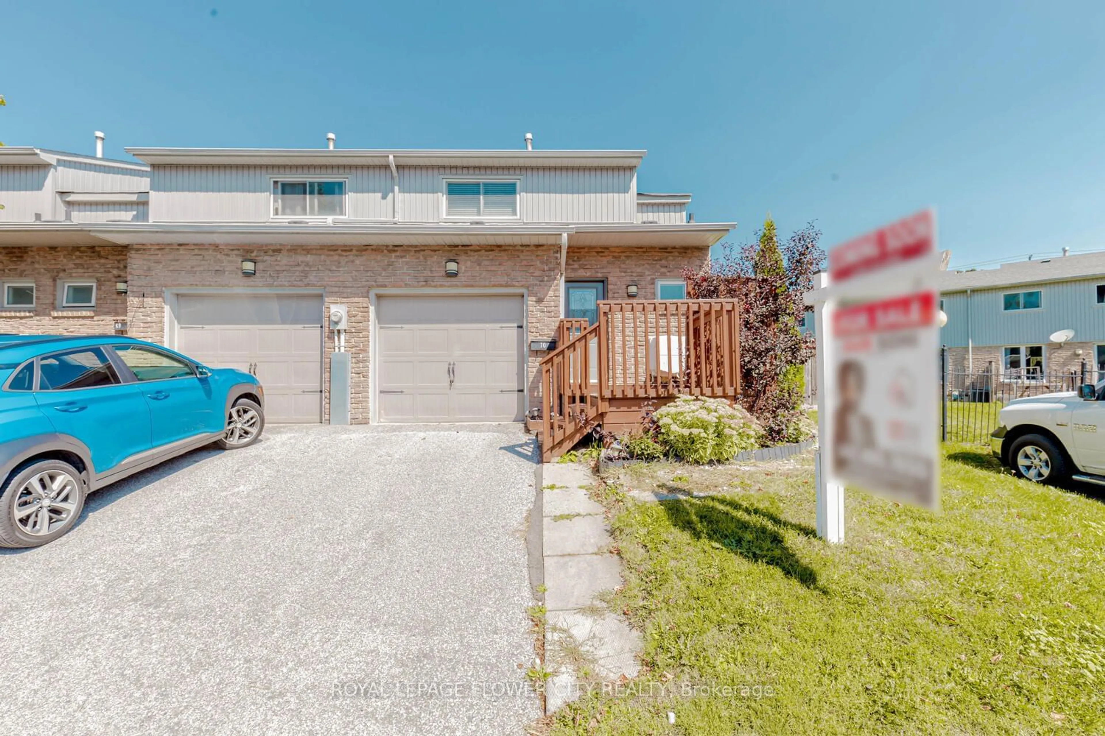 A pic from exterior of the house or condo, the street view for 399 Vodden St #70, Brampton Ontario L6V 3V1