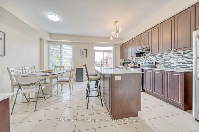 Additional property image - 142 Sea Drifter Cres