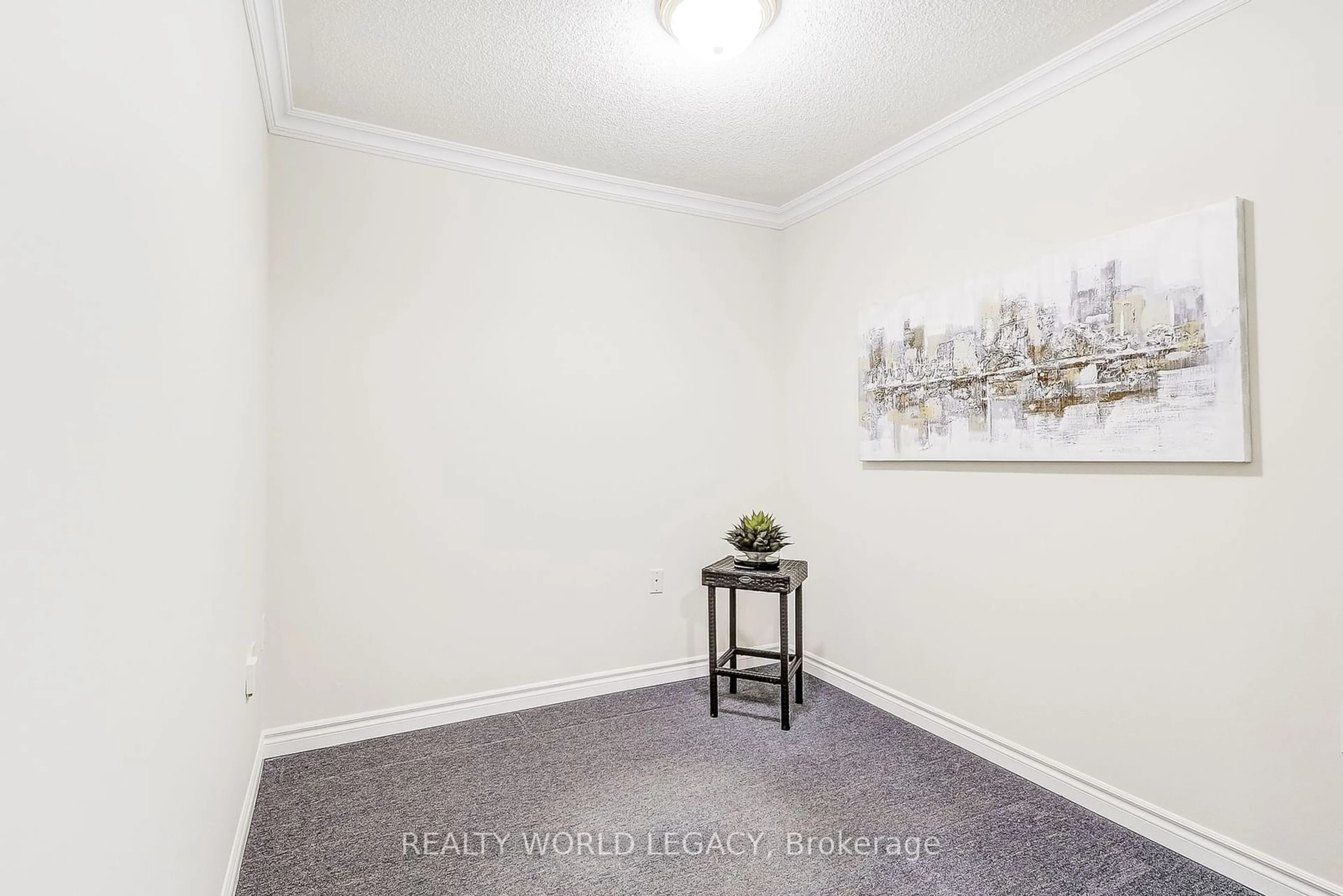 A pic of a room, not visible floor for 100 Burloak Dr #1308, Burlington Ontario L7L 6P6