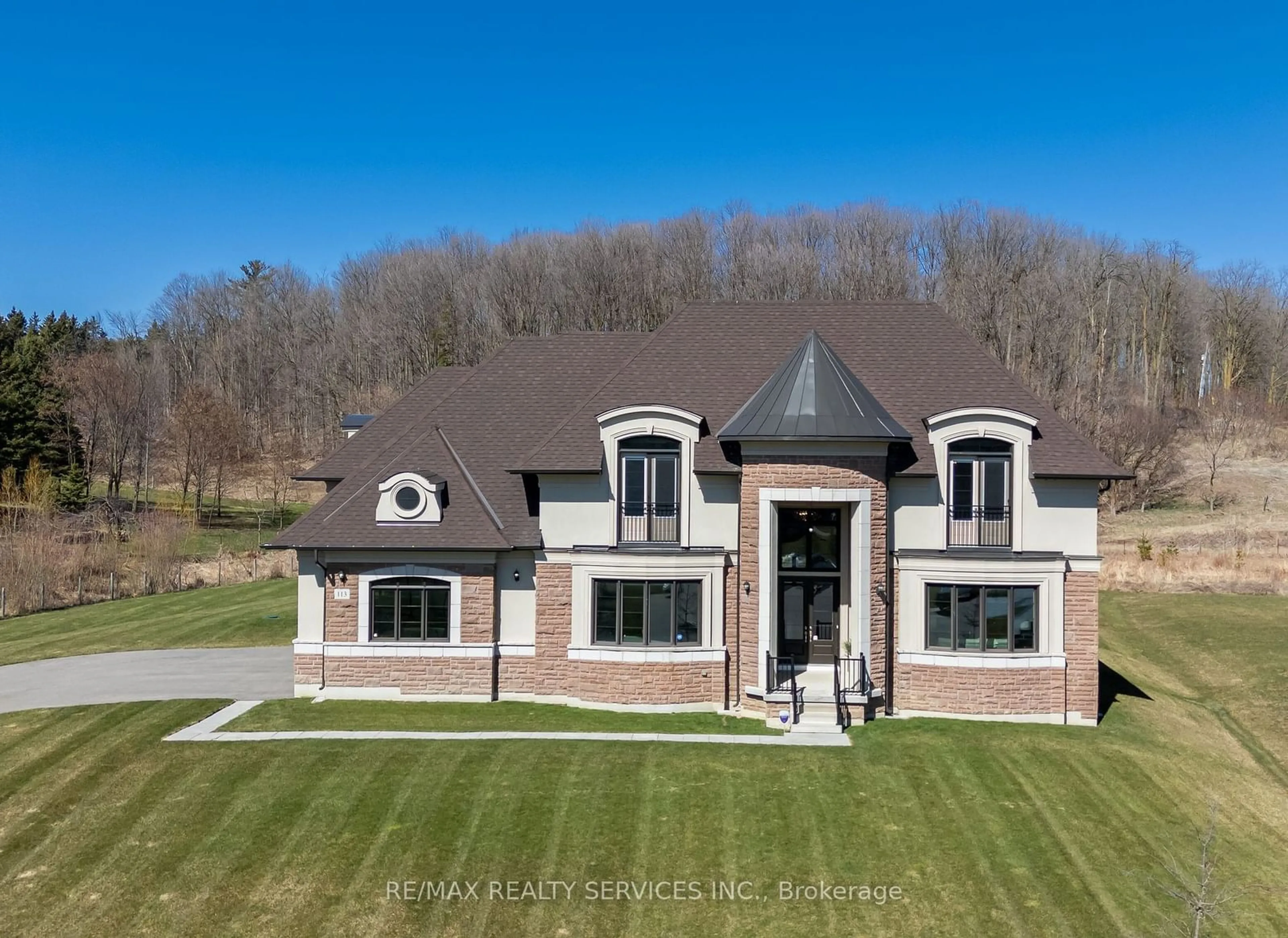 Home with brick exterior material for 113 Robinson Preserve Crt, Caledon Ontario L7E 4L4