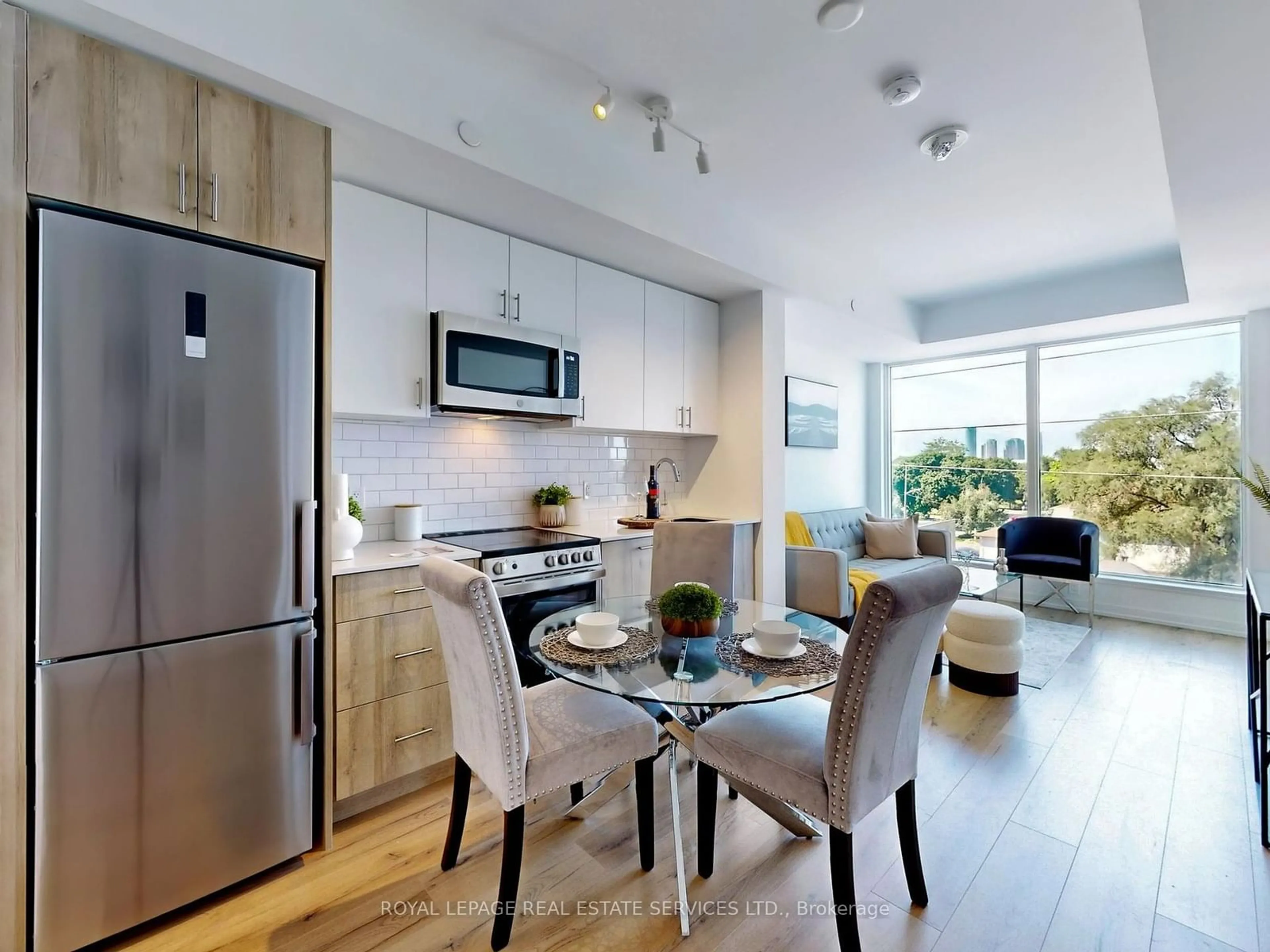 Contemporary kitchen for 1195 The Queensway #405, Toronto Ontario M8Z 1R7