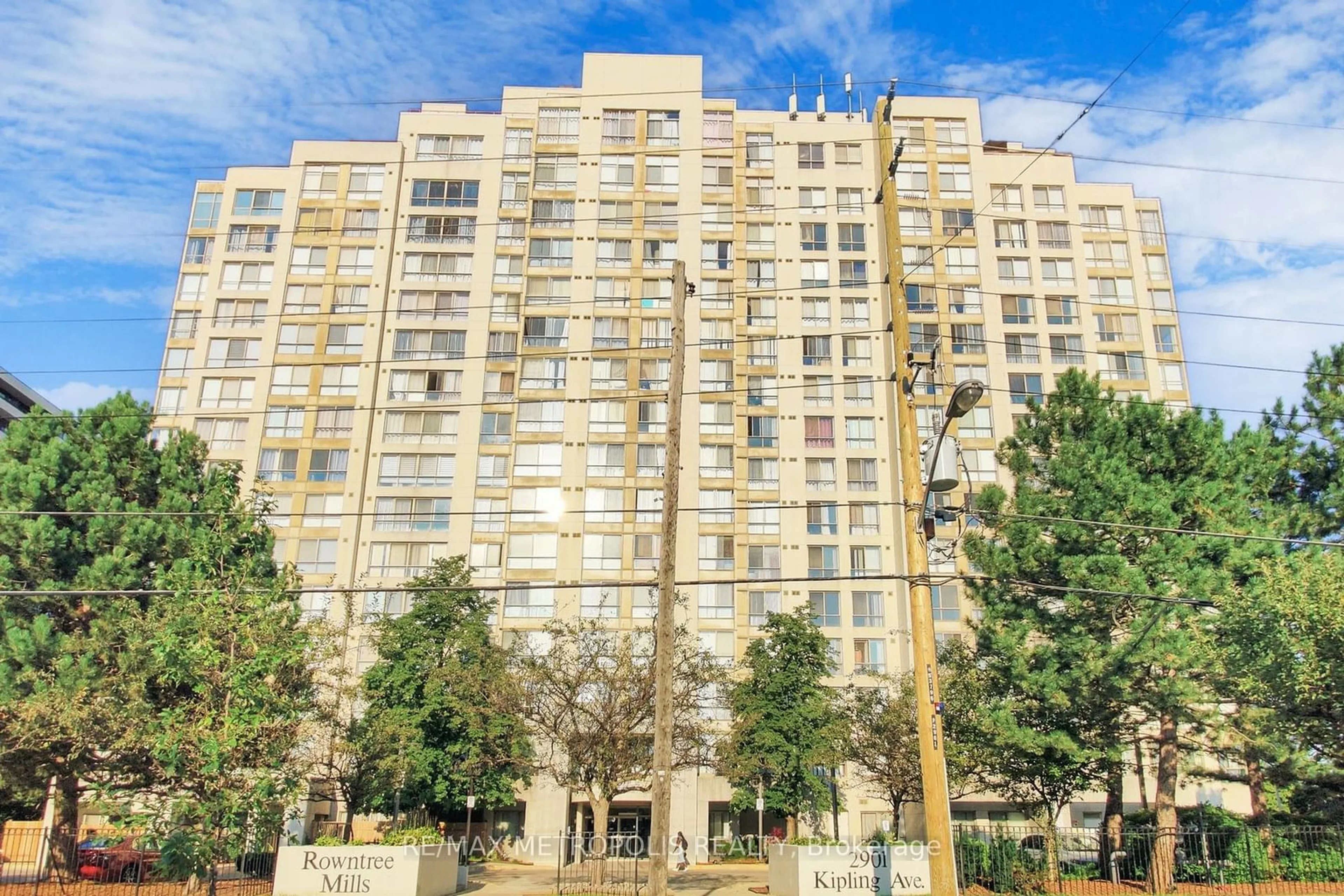 A pic from exterior of the house or condo for 2901 Kipling Ave #202, Toronto Ontario M9V 5E5