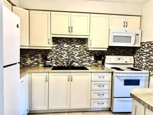 Additional property image - 564 Sheraton Rd Unit 14