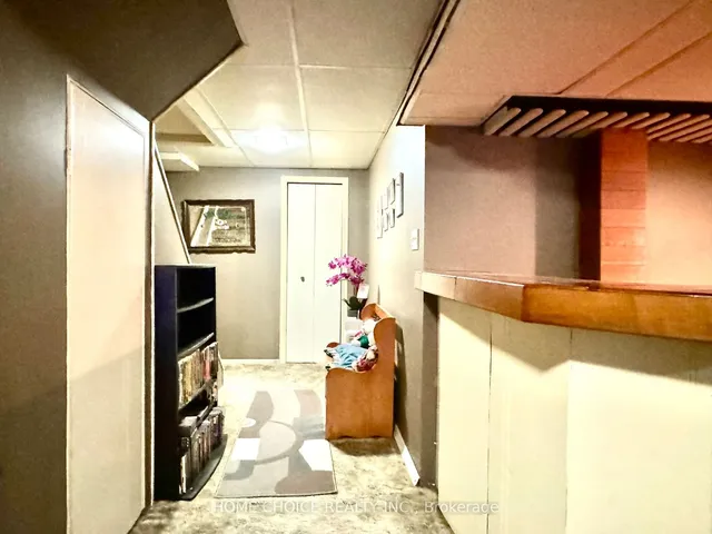 Additional property image - 564 Sheraton Rd Unit 14