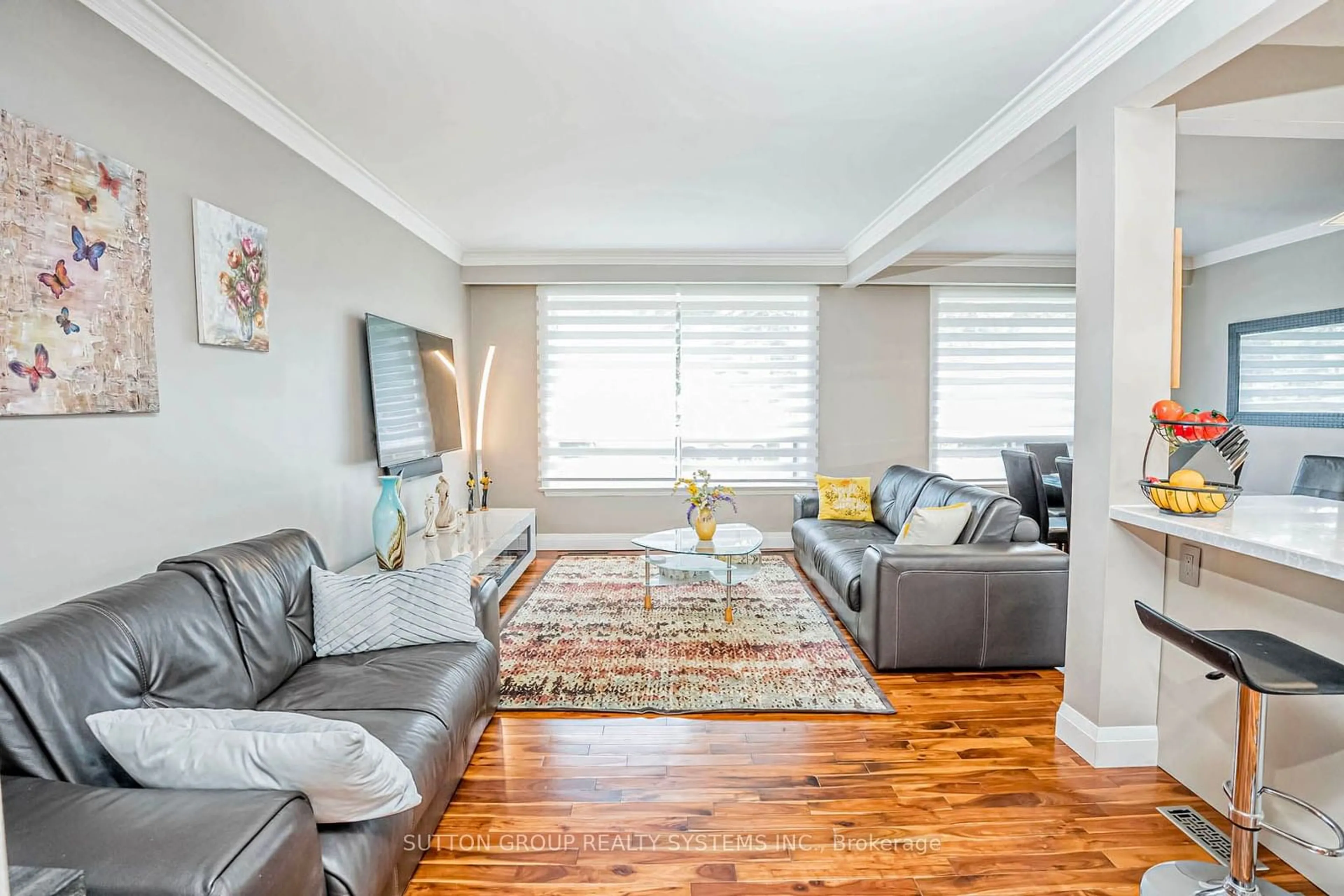 Living room for 366 Renforth Dr, Toronto Ontario M9C 2L9