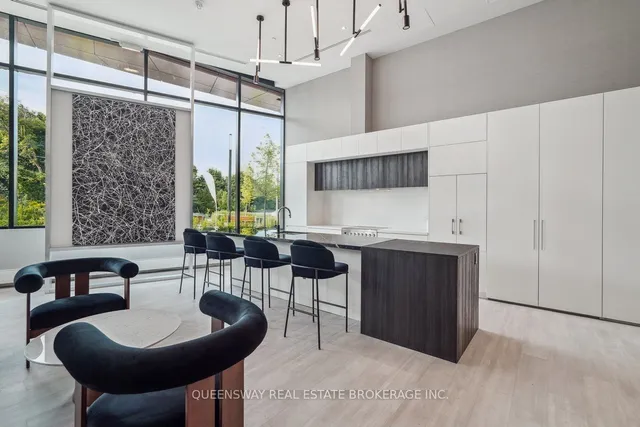 Additional property image - 160 Kingsway Cres Unit 307