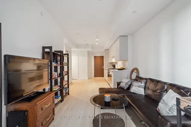 Additional property image - 160 Kingsway Cres Unit 307