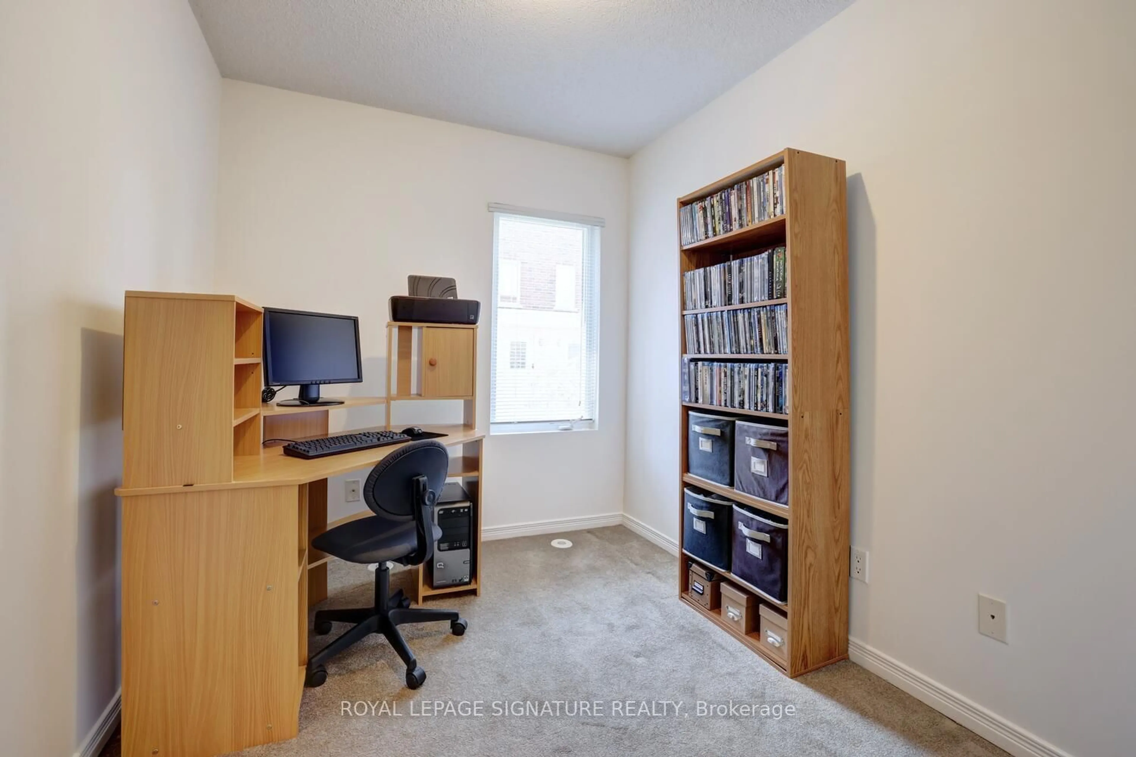 A pic of a room for 5 Elsie Lane #133, Toronto Ontario M6P 3N3