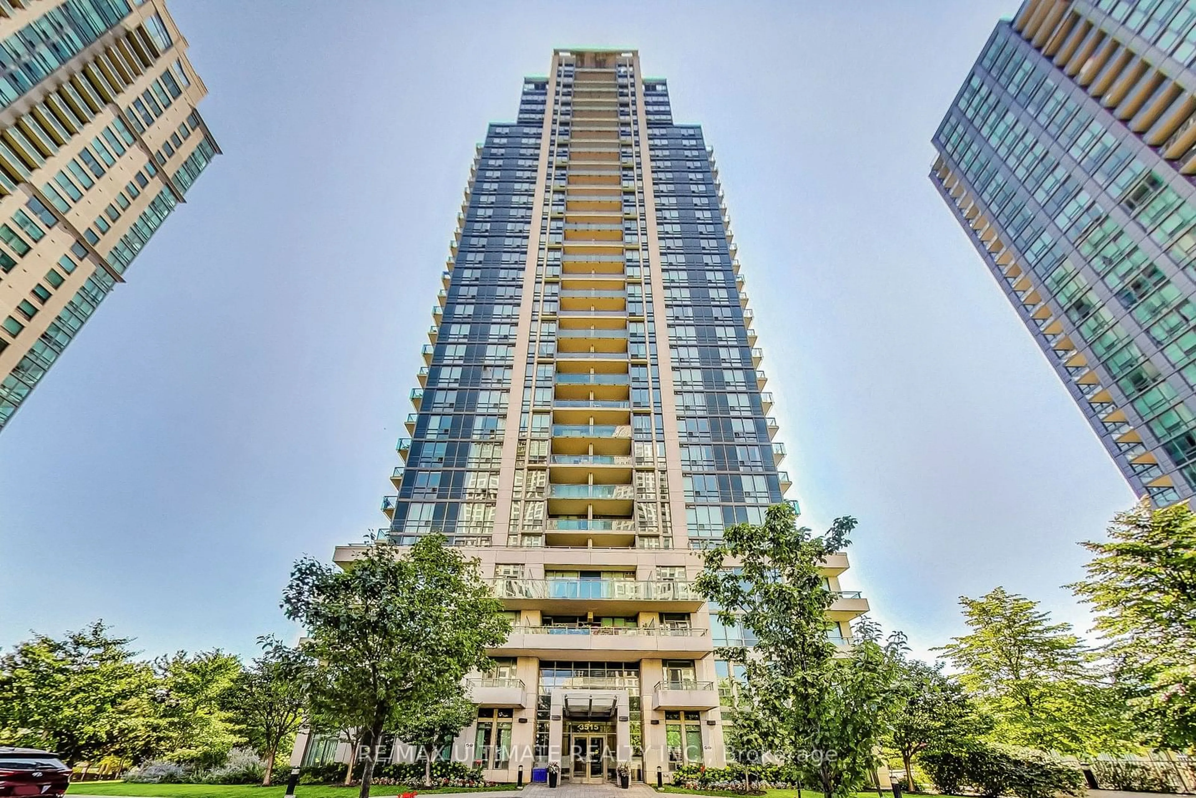 A pic from exterior of the house or condo for 3515 Kariya Dr #1506, Mississauga Ontario L5B 0C1