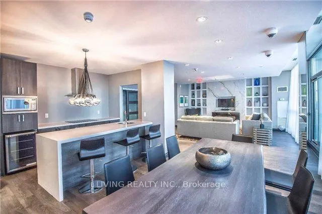 Additional property image - 1185 The Queensway Ave Unit 615