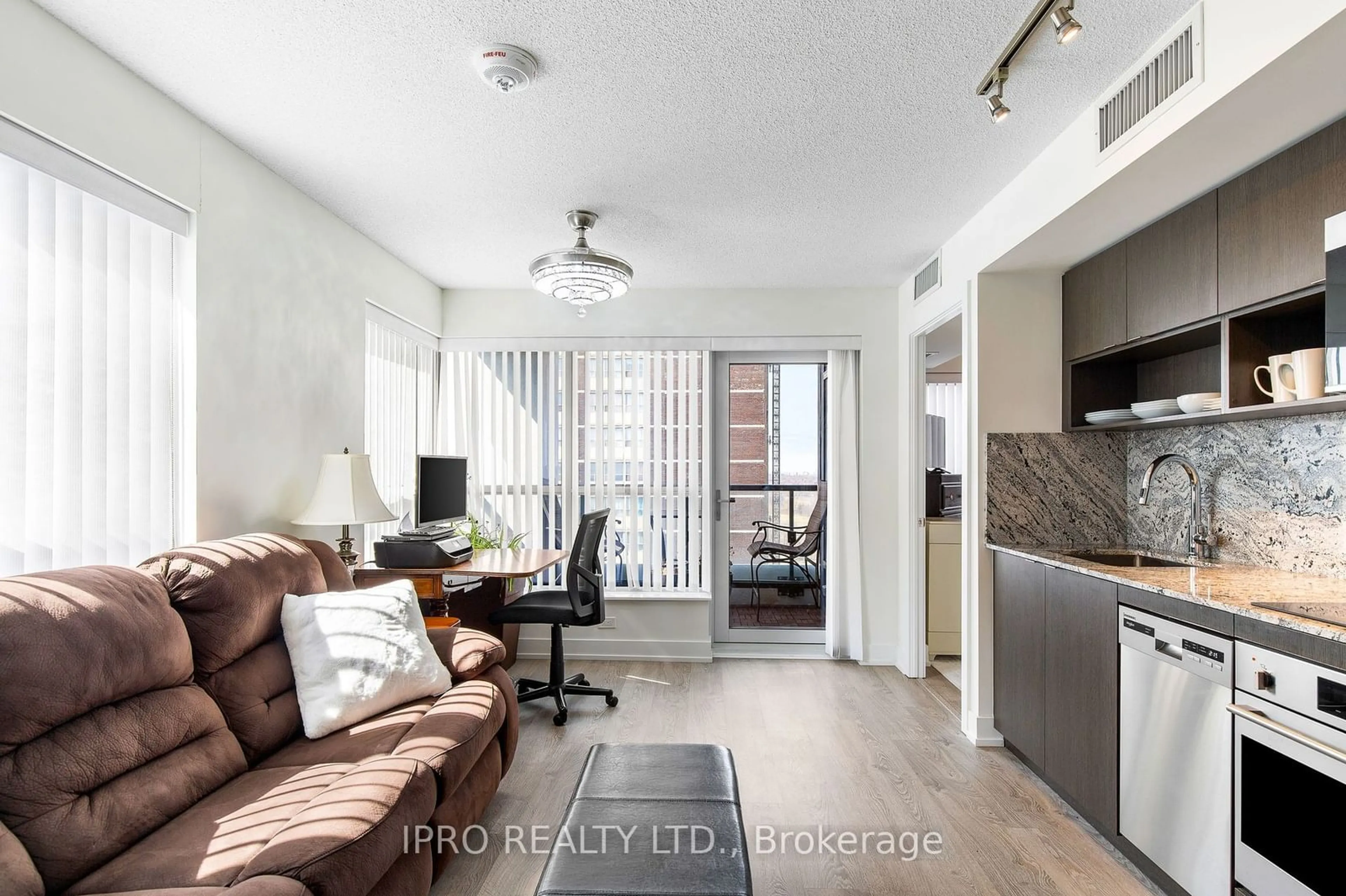 A pic of a room for 9 Mabelle Ave #2416, Toronto Ontario M9A 0E1