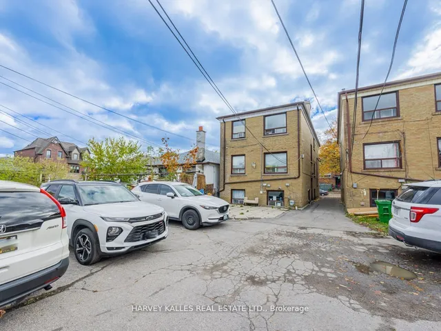 Primary image of 6 Carrington Ave
