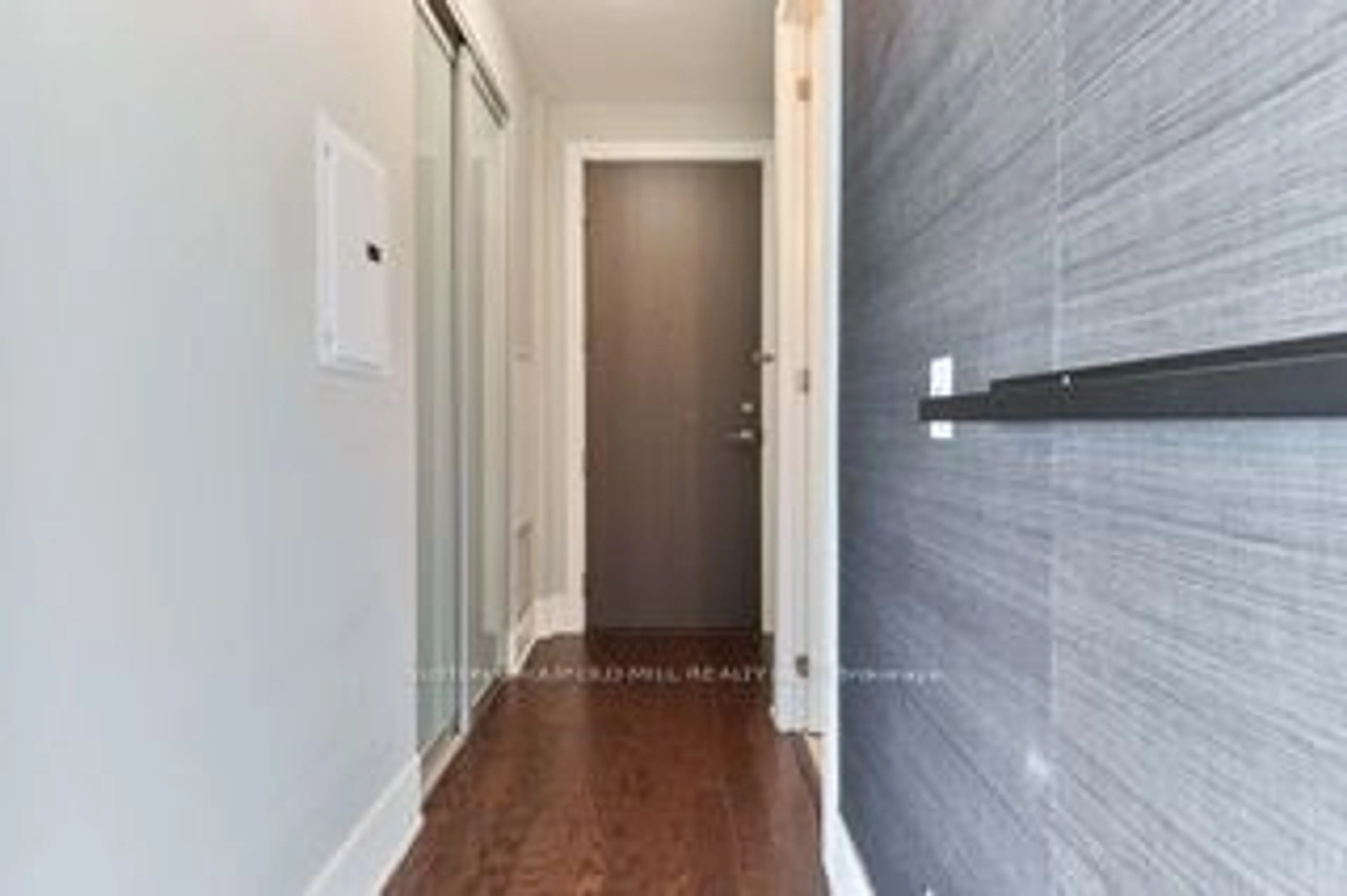 Indoor entryway for 103 The Queensway #Ph2911, Toronto Ontario M6S 5B3