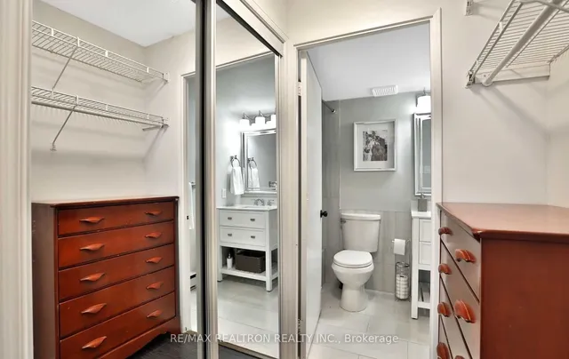 Additional property image - 4185 Shipp Dr Unit 618