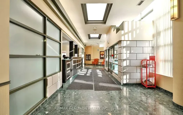 Additional property image - 4185 Shipp Dr Unit 618