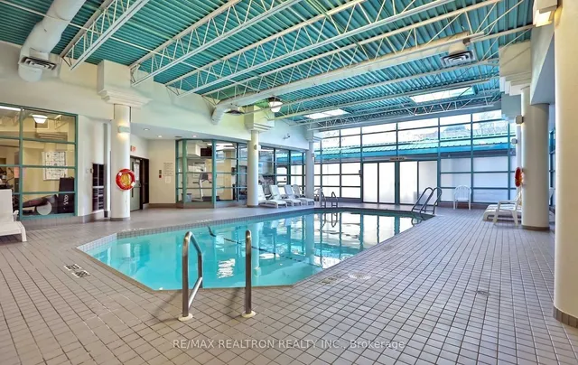 Additional property image - 4185 Shipp Dr Unit 618